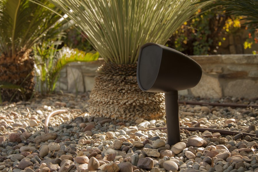 bring-music-to-every-corner-of-your-home-with-a-distributed-audio-system